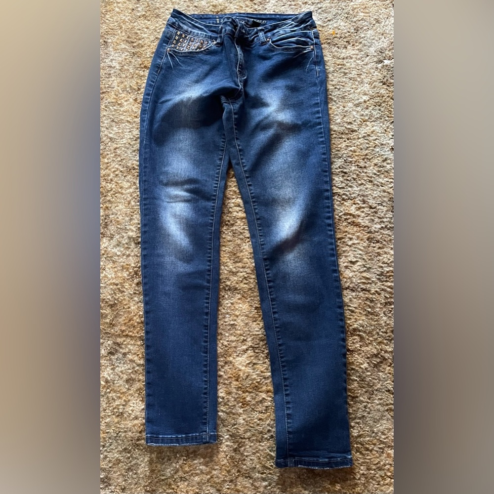 I Y Buffalo jeans! Pre owned.. teen juniors!